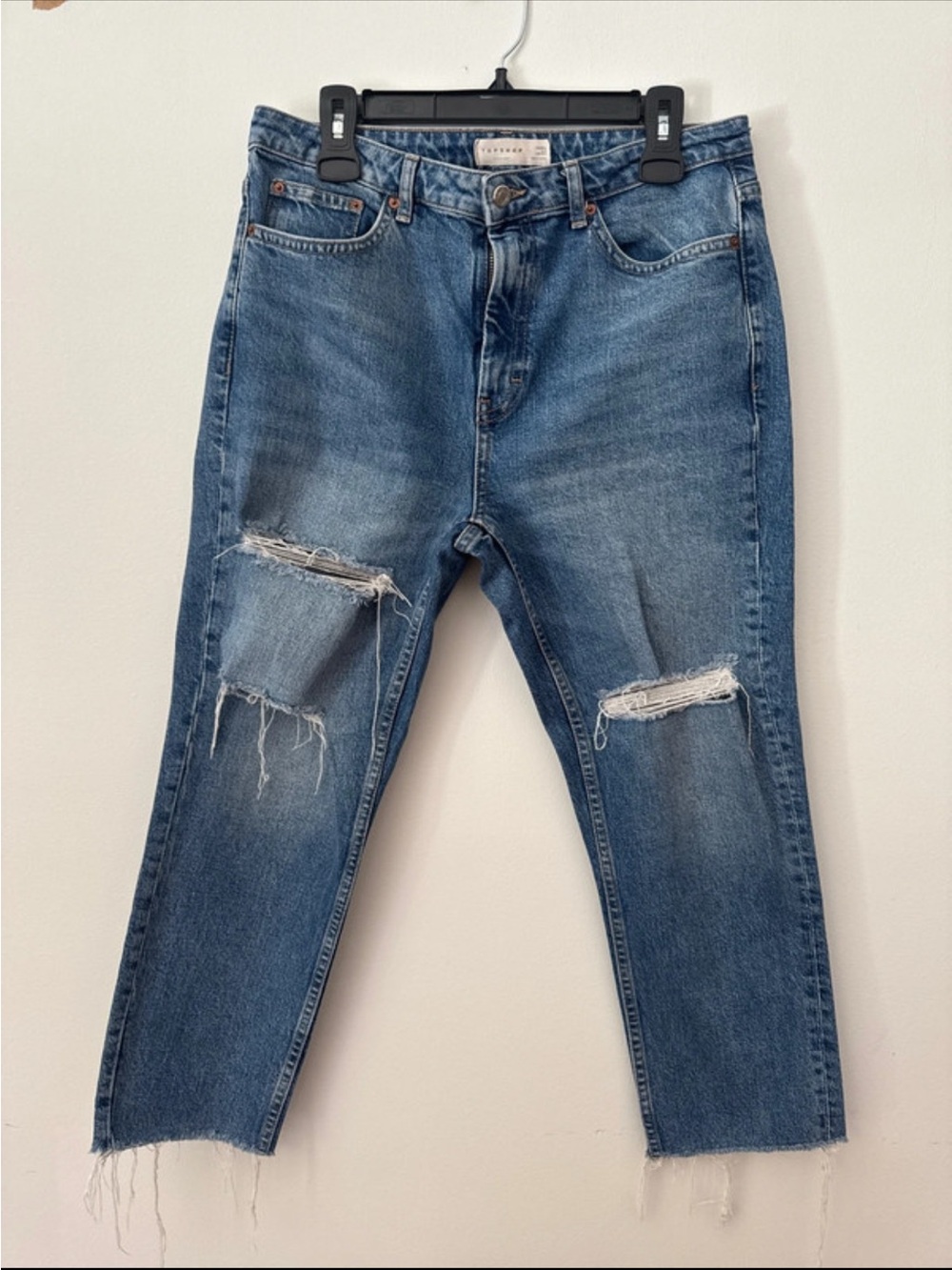 TOPSHOP WOMEN’S RELAXED RIPPED BLUE DENIM JEANS